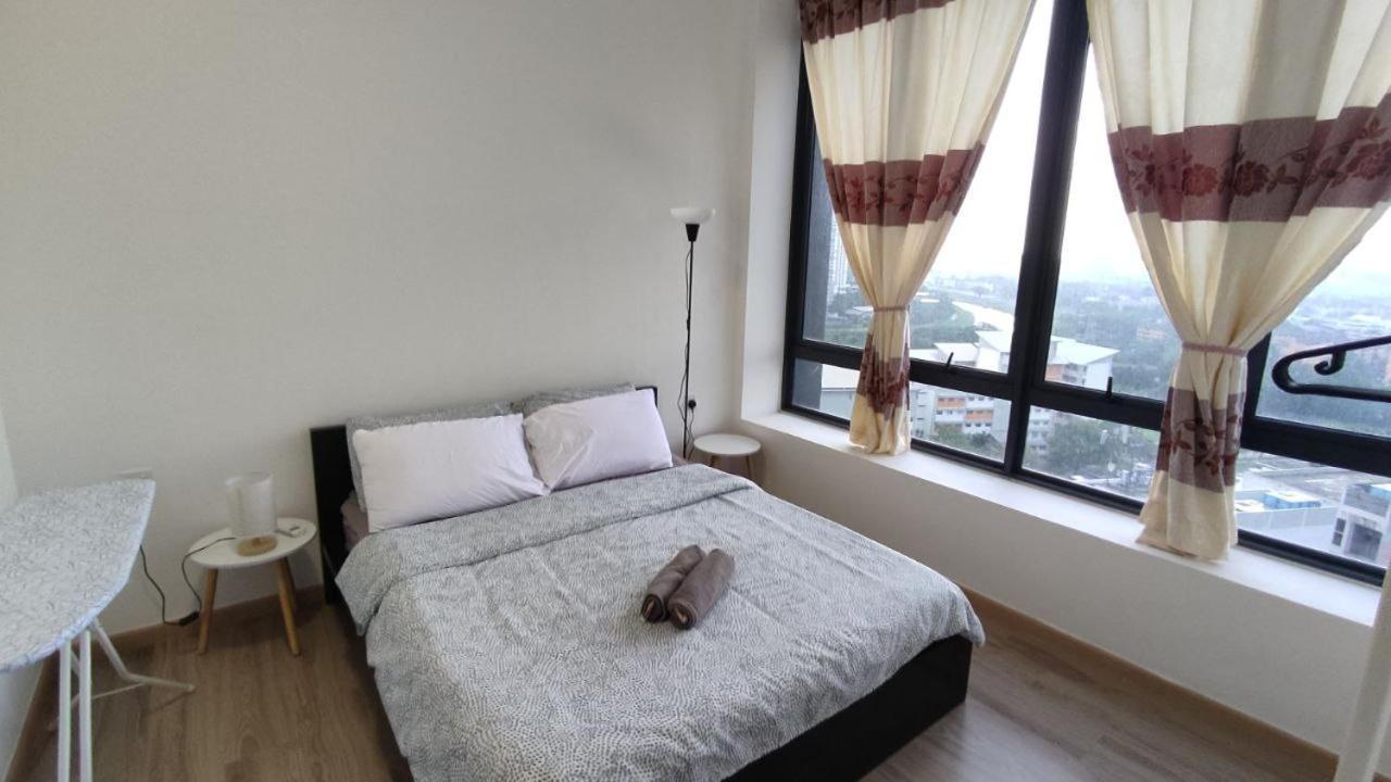 Comfort Bedroom @ Aera Residence بيتالينغ جايا المظهر الخارجي الصورة